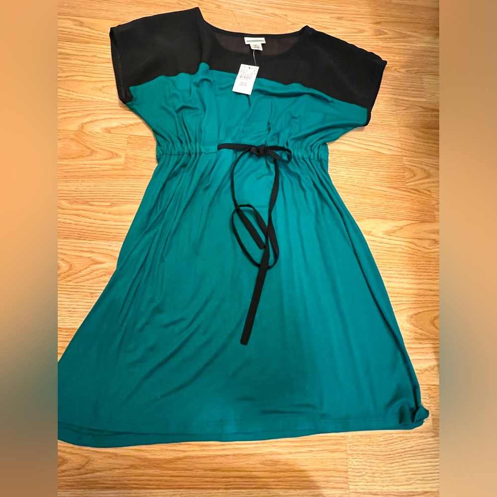 Motherhood maternity shirt - new with tags